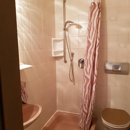 Gaestezimmer Aschenbrenner Guest house