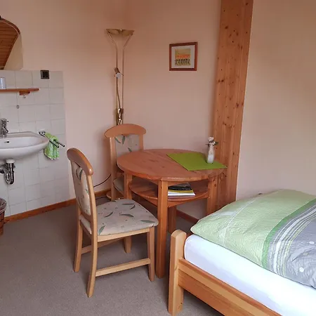 Gaestezimmer Aschenbrenner